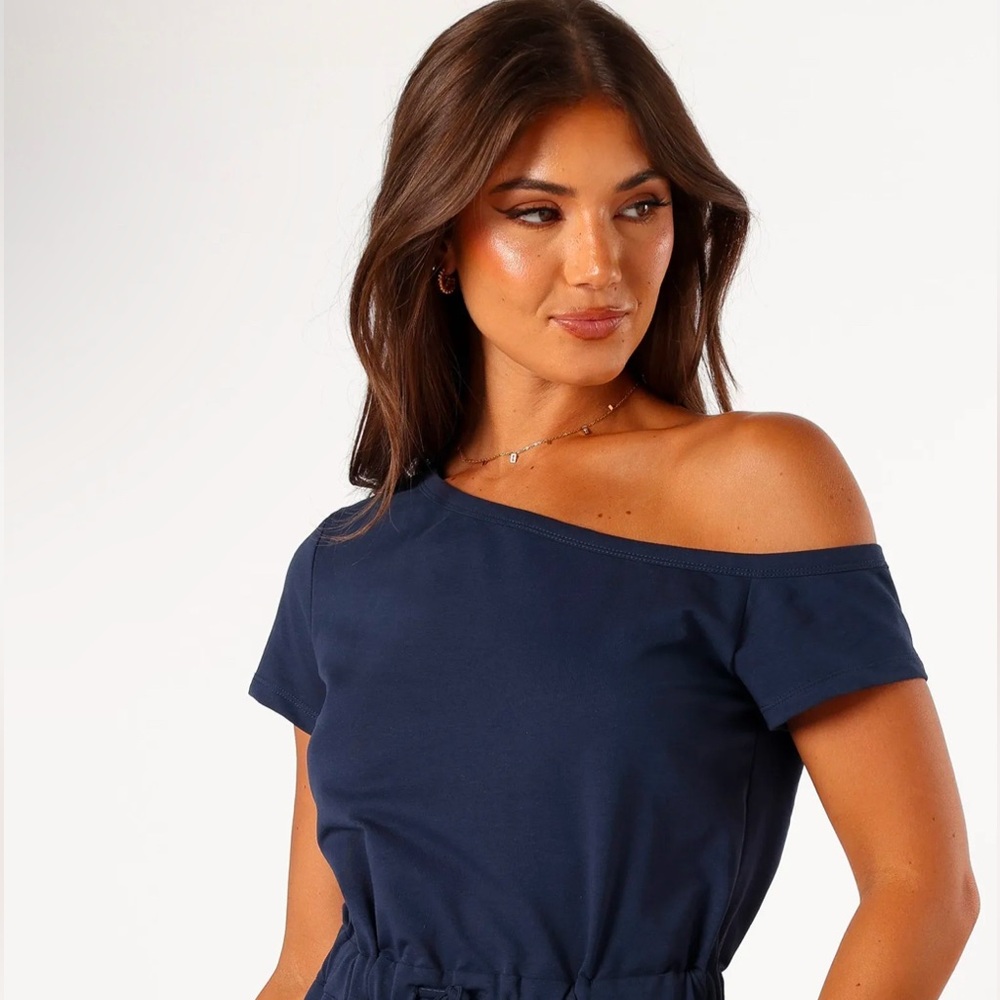 NWOT Petal & Pup Off-shoulder Romper